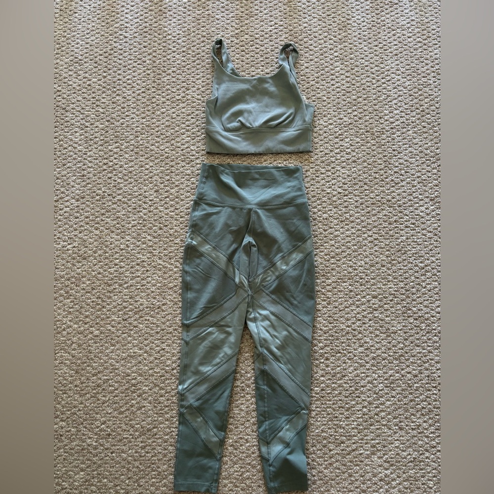 Offline by Aerie Green Activewear Set